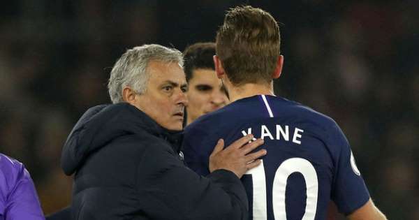 Mourinho cảm thấy rất lo lắng về Harry Kane