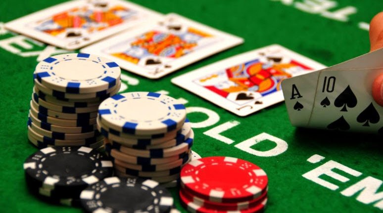 Poker được mệnh danh là vua của các game bài đổi thưởng