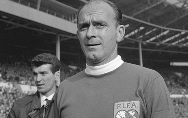 Tiền đạo Alfredo Di Stefano