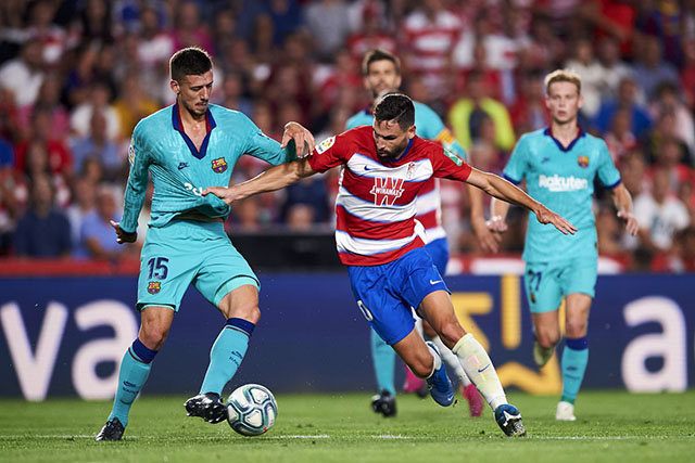 Granada vs Barcelona vòng 20 Bundesliga 2021/22